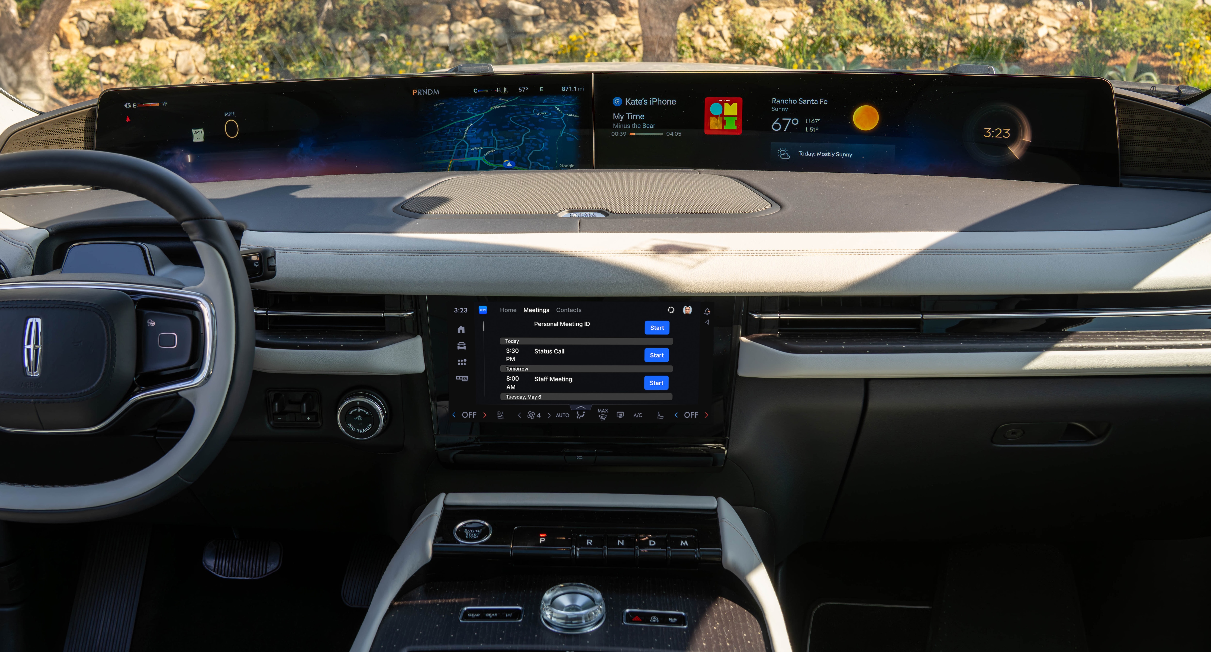 The Zoom Meeting experience is now optimized for equipped Ford and Lincoln vehicles, including the 2025 Lincoln Navigator.